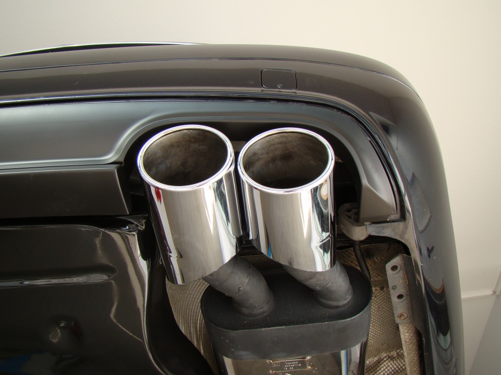 Powerful Exhaust Systems For Your Mercedes Benz W221