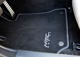C207 A207 Mercedes Tuning AMG Interieur Carbon Leder