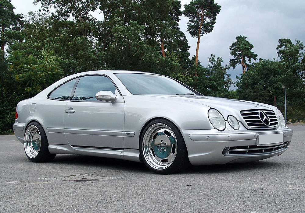 CLK320 with mecxtreme1 3 piece wheels - MEC Design